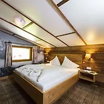 Отель Kitzspitz 4*