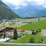 Отель Kitzspitz Санкт-Якоб-ин-Хаус